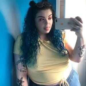 Meet your Posher, Hayley